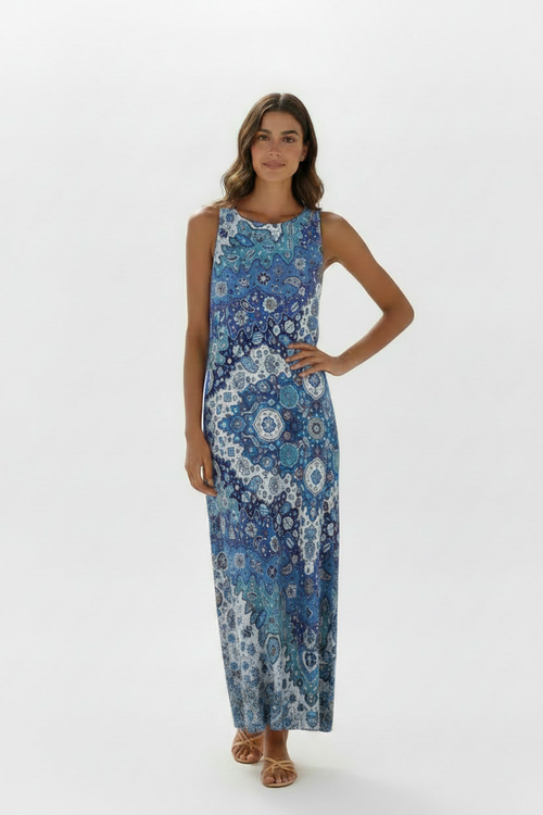 Vestido azul boho - mano en cadera